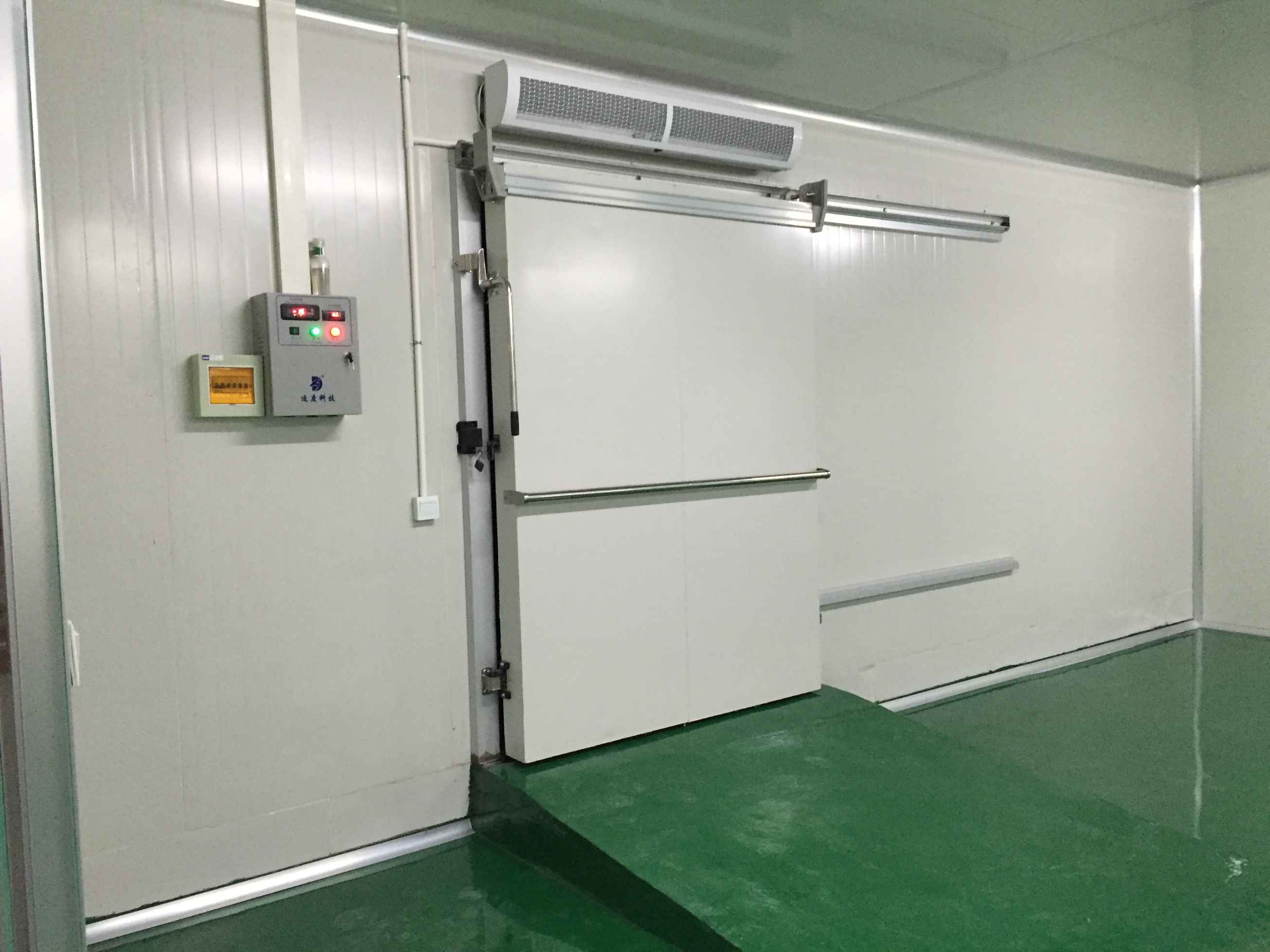 冷庫(kù)門 冷庫(kù)門